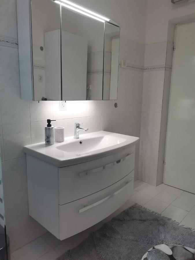 Apartmani Darko Rtina Ngoại thất bức ảnh