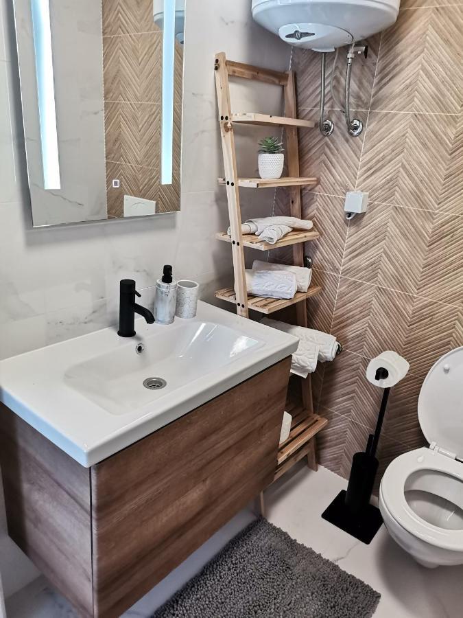 Apartmani Darko Rtina Ngoại thất bức ảnh